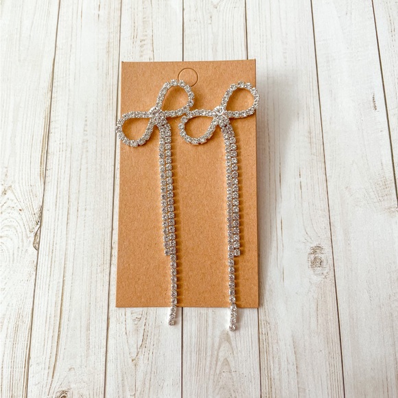 Dangle Ribbon Earrings - Picture 3 of 4